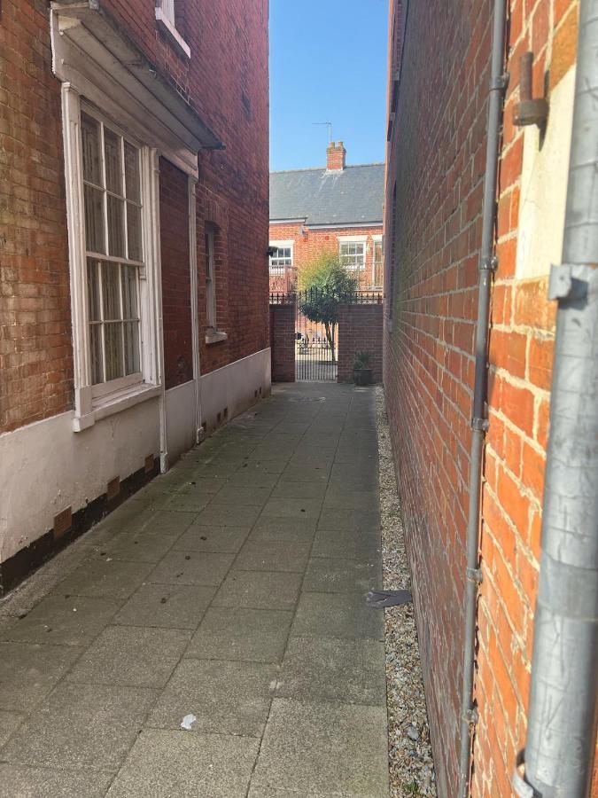 The Farthings, Romsey Apartment Exterior photo