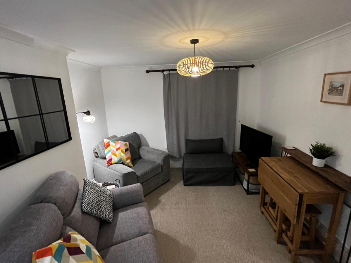 The Farthings, Romsey Apartment Exterior photo