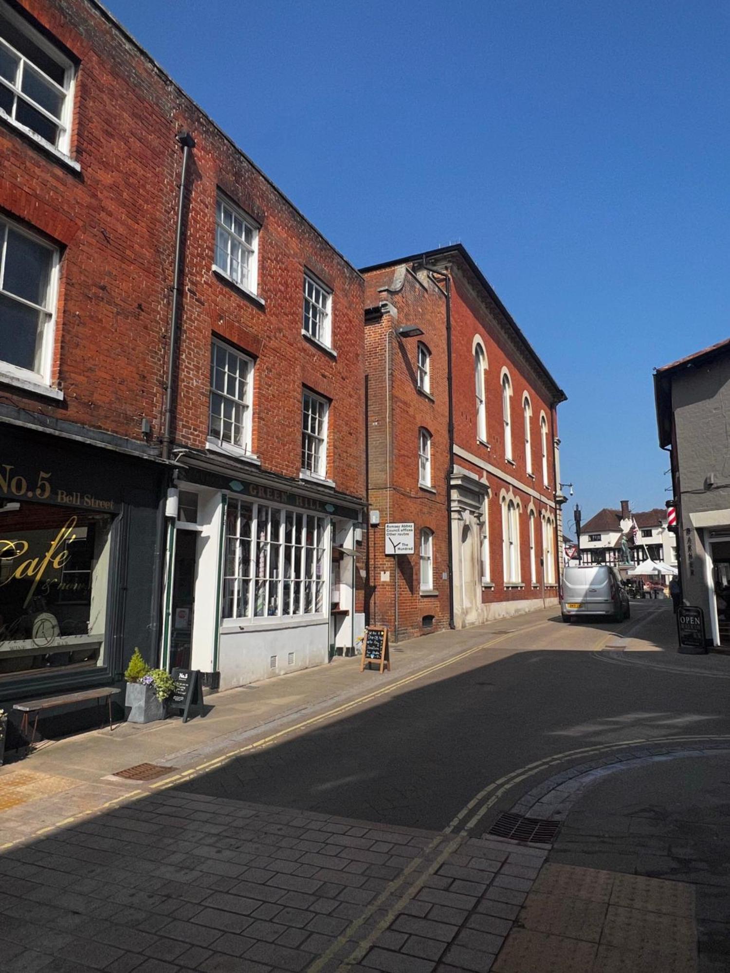 The Farthings, Romsey Apartment Exterior photo